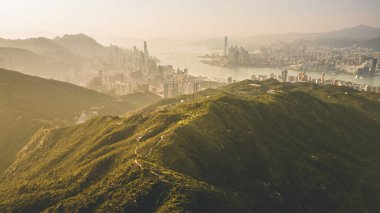 Victoria Limanı 'nın Quarry Bay HK' dan bakış açısı 1 Nisan 2022