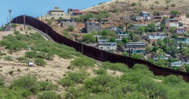 Fence along the border between Arizona and Mexico