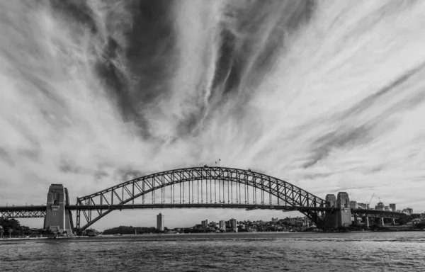 Paysage Nuageux Monochrome Avec Pont Port Sydney — Photo