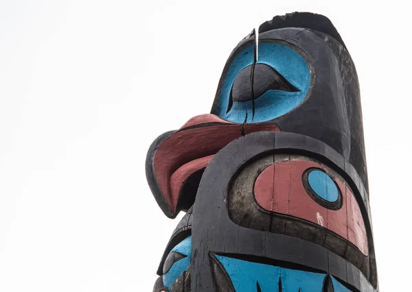 Traditional Totem Pole Display Duncan British Columbia — Stock Photo, Image