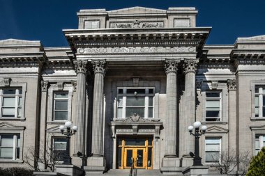 Dalles Oregon 'daki tarihi Wasco İlçe Mahkemesi