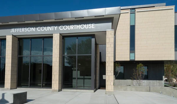 Madras Oregon 'daki Jefferson County Adliyesi