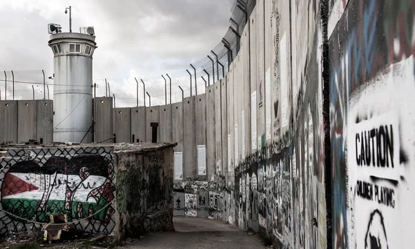 Guard Tower Wall Separating Israel Occupied West Bank Bethlehem — Stock Photo, Image