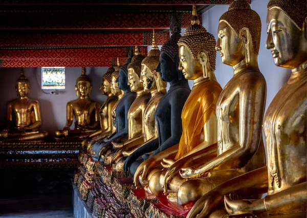 Statues Wat Pho Buddhist Temple Bangkok — Foto de Stock