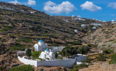 Sifnos Adası 'ndaki Kastro yakınlarındaki Rum Ortodoks manastırı 