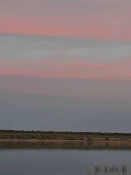 Göl, sahil, gökyüzü, bulutlar