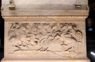 İstanbul Arkeoloji Müzesi, Türkiye 'de Sidon' un Lycian Sarcophagus manzarası.