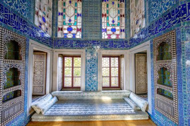 Topkapı Sarayı 'ndaki Bağdat Büfesi' nin iç manzarası. Topkapı Sarayı İstanbul 'un sembolü.