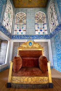 İstanbul, Topkapı Sarayı 'ndaki Osmanlı Sultanı Mahmud' un (Sultanlık Koltuğu) tahtı.