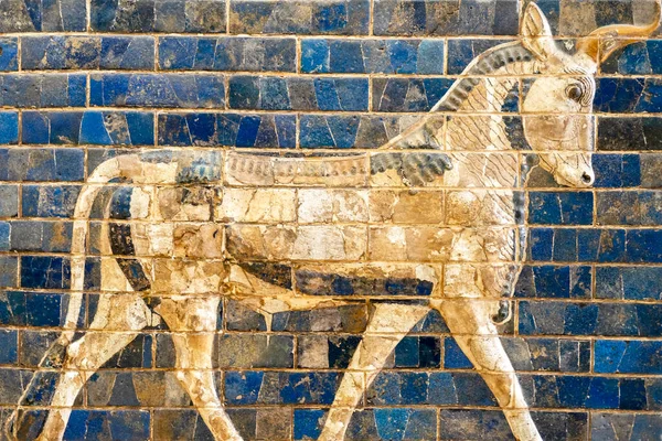 Relief Bull Ishtar Gate Details Babylonian Ischtar Tor — Stock Photo, Image