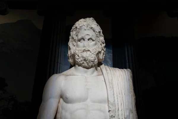 Estátua Antiga Zeus Deus Céu Trovão Mitologia Grega Século Museu — Fotografia de Stock