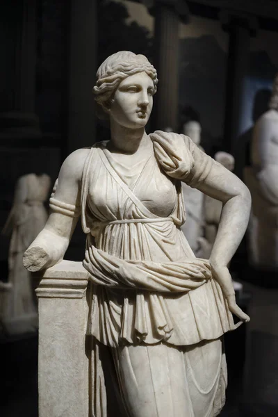 Статуя Богини Артемиды Копия Оригинала Века Митилены Лесбос Греция Римский — стоковое фото