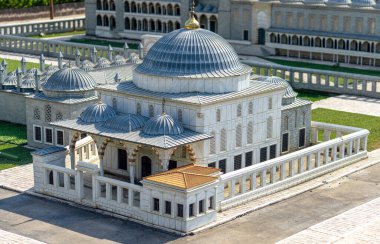 İstanbul 'un Miniatürk Parkı' nda Sultan Ahmet 'in mezarı.