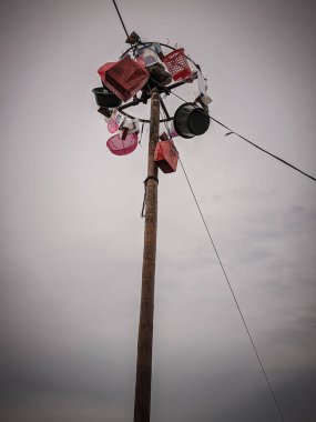 the excitement of children and adults taking part in the areca climbing competition to enliven the independence day of the republic of Indonesia, east kalimantan, indonesia, august, 14,2022