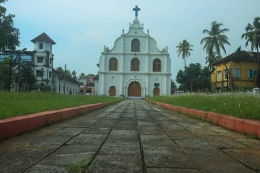 Portuguese colonial Church of Our Lady of Hope, on Vypeen Island, Kochi, Kerala, India