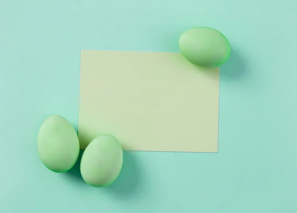 Zelená Velikonoční Vejce Karta Zeleném Pozadí — Stock fotografie