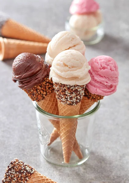 Artisanal Ice Cream Stone Background — Fotografia de Stock