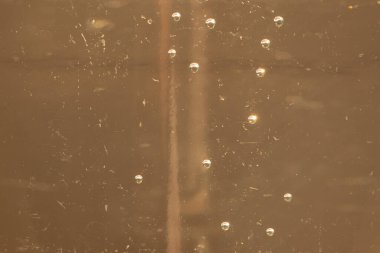 Sudaki hava kabarcıkları Işıkta çok güzel