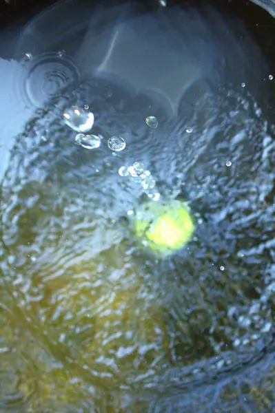 Water Splashes Drops Hand Bokeh Effect — Stock Photo, Image