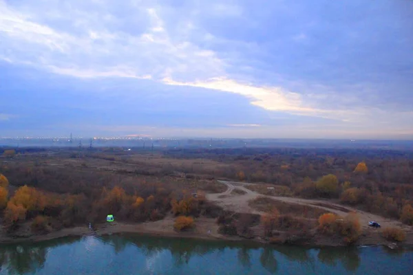Ποταμός Ίσιμ Στο Βόρειο Καζακστάν Προσκήνιο Και Υπόβαθρο Είναι Θολά — Φωτογραφία Αρχείου