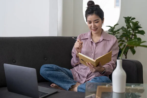 Asian Young Female Using Laptop Listen Learning Online Courses Home — Fotografia de Stock
