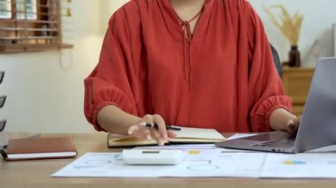 Finans ve muhasebe, yatırımların geri dönüşü, şirket bütçe planlaması. Yüksek kalite 4k görüntü