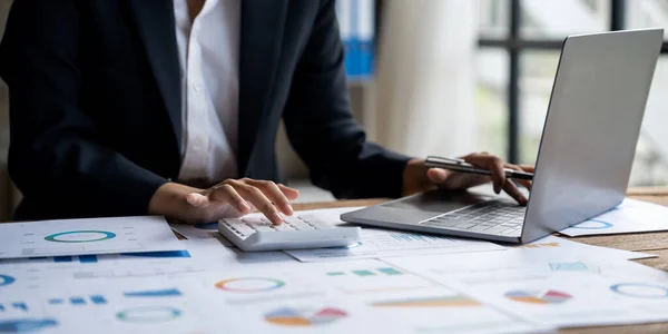 Accountants Work Analyzing Financial Reports Laptop His Office Business Analytics — Stock Photo, Image