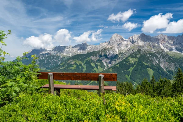 Zomer in de Alpen, Salzburg, Oostenrijk — Stockfoto