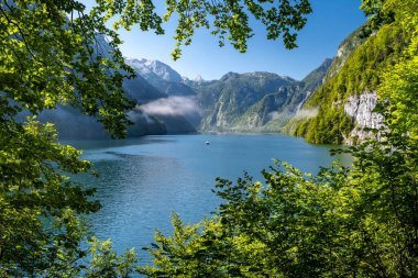 Yazın Idyllic Koenigsee, Schoenau am Koenigsee, Bavyera, Almanya