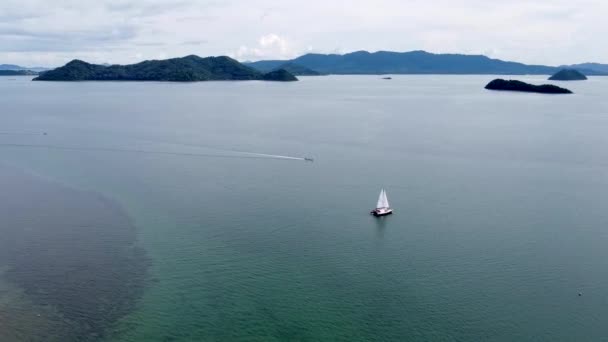 High Altitude View Sailing Catamaran Open Sea — стоковое видео
