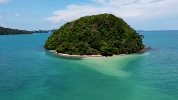 Fly Small Tropical Island Asia Seen Drone — Wideo stockowe