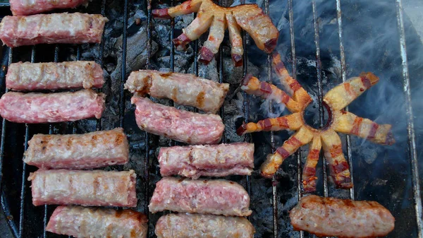Barbecue Kebabs Morceaux Bacon Sur Gril — Photo