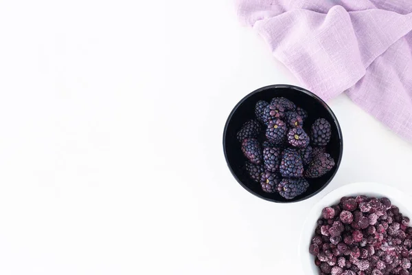 Bowl Fresh Blackberries Bowl Frozen Blueberries Fresh Frozen Fruit Berries — Stock Photo, Image