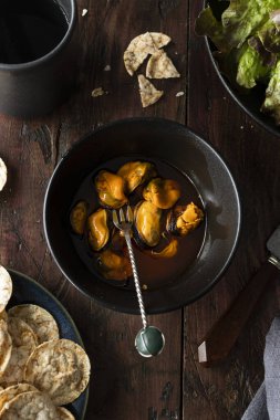 Midye turşusu. Tipik İspanyol mutfağı tapası..