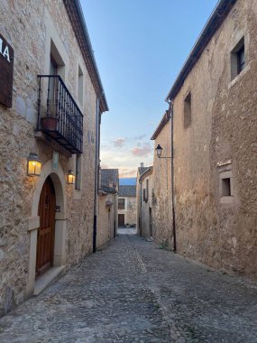 Pedraza sokakları, Segovia, Castilla y Len, İspanya. Pedraza, ortaçağ duvarlı kasabası