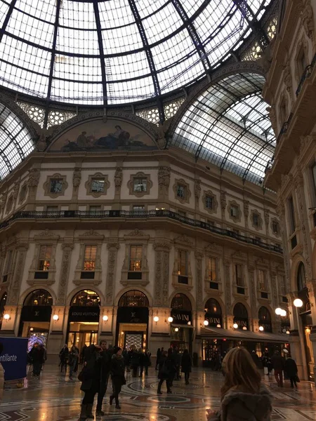 Galleria Vittorio Emanuele Milán Italia —  Fotos de Stock