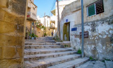 As-Salt Ürdün 'ün batısında yer alan eski bir tarım ve idari merkezidir..