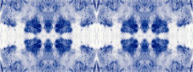 Kumaş izi. Mavi Pamuk Shibori Drip. Boho Geometrik Grunge. Boho Mürekkep Sıçratma Modeli Soyut Şekil. Crease Suluboya Kumaş Sapı. Islak Gradyan Kusursuz Şekil. Indigo Renkli El Tasarımı.