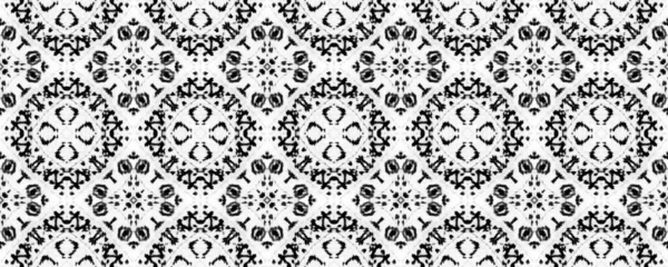 Siyah Renkli Geometrik Desen. Gri Renkli Mürekkep Tekstil. Etnik Ikat Scribble Fırçası. Soyut Ikat Doodle Halı. Doodle Boyalı Fırça. Etnik Tasarım Mürekkep Modeli. Basit Kabile Dalgalı Batik.