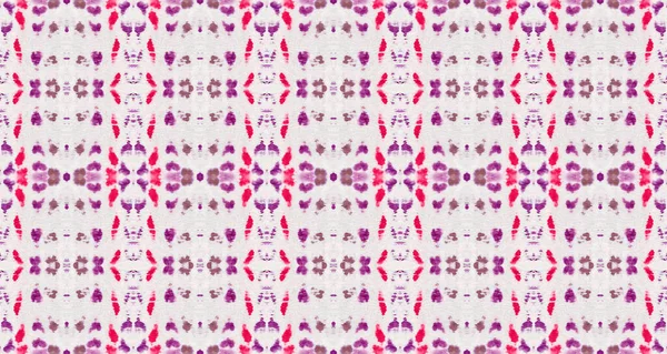 바이얼릿 보헤미안 언어는 보헤미아어이 보라색 보헤미안 바티크 Geometric Pattern 바틱을 — 스톡 사진