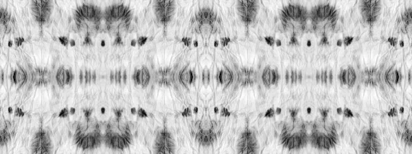 Soyut İşareti Yıka. Nokta Yaratıcı Kusursuz Leke. Nokta Siyah Şekil. Etnik Kova Siyah Kavramı. Leke mürekkebi deseni. Gri kravat boyası vuruşu. Shibori Düşüşü mürekkep boyası. Boyalı El Soyut Süngeri.