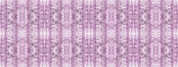 Violet Renkli Geometrik Desen. Kusursuz suluboya tekrar eden soyut coğrafi baskı. Kusursuz Çizgili Boho Batik. Su Boyası Bohem Fırçası. Etnik Bohem Batik. Su Rengi Geometrik Tekstil.