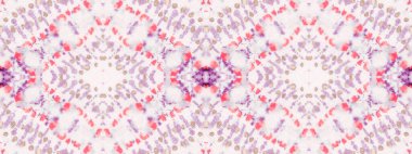 Pembe, pürüzsüz leke. Kravat boyası Grunge 'ı yıka. Kırmızı çizgili fırça. Soyut Sanatsal Şekil. Kirli Bohem Renk Konsepti. Islak Pembe Kravat Boyası. Magenta Pembe Kusursuz Grunge. Mürekkep Dokusunu Yıka