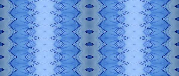 死んだストライプペイント 青塗りを繰り返す 民族バティック 青いボヘミアン バティック スカイエスニック バティック 明るいインクの水彩 青のバティック インク — ストック写真