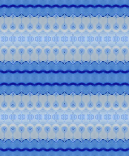 青のバティック インク 海洋民族誌 明るいインクの水彩 染め水墨画 海ストライプブルーグラデーションテクスチャ ブルータイダイペイント 染色された繊維のバティック ストライプブラシ 部族ブラシの概要 — ストック写真