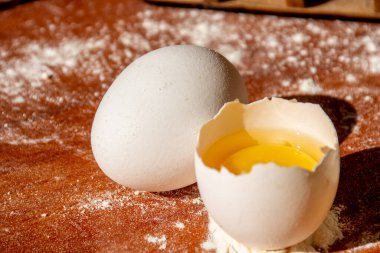 pişirme için temel maddeler. tüm maddeler ve kaplar pişirme için gerekli.