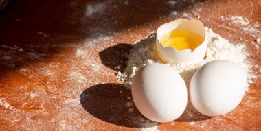 pişirme için temel maddeler. tüm maddeler ve kaplar pişirme için gerekli.