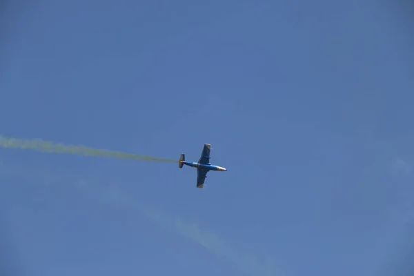 Novoselivka Dnipropetrovsk Bölgesi Ukrayna 2016 Hava Gösterisi Gökyüzünde Spor Uçakları — Stok fotoğraf