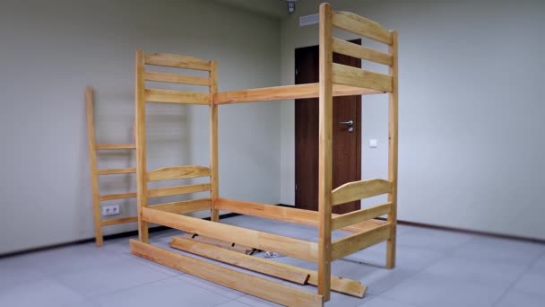 Sequential Assembly Bunk Wooden Bed Ladder Mattresses Video Demonstration — Stock Video