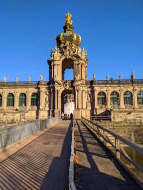 Dresden, Almanya - 2 Ocak 2020: Saksonya, Almanya 'da Dresden Zwinger